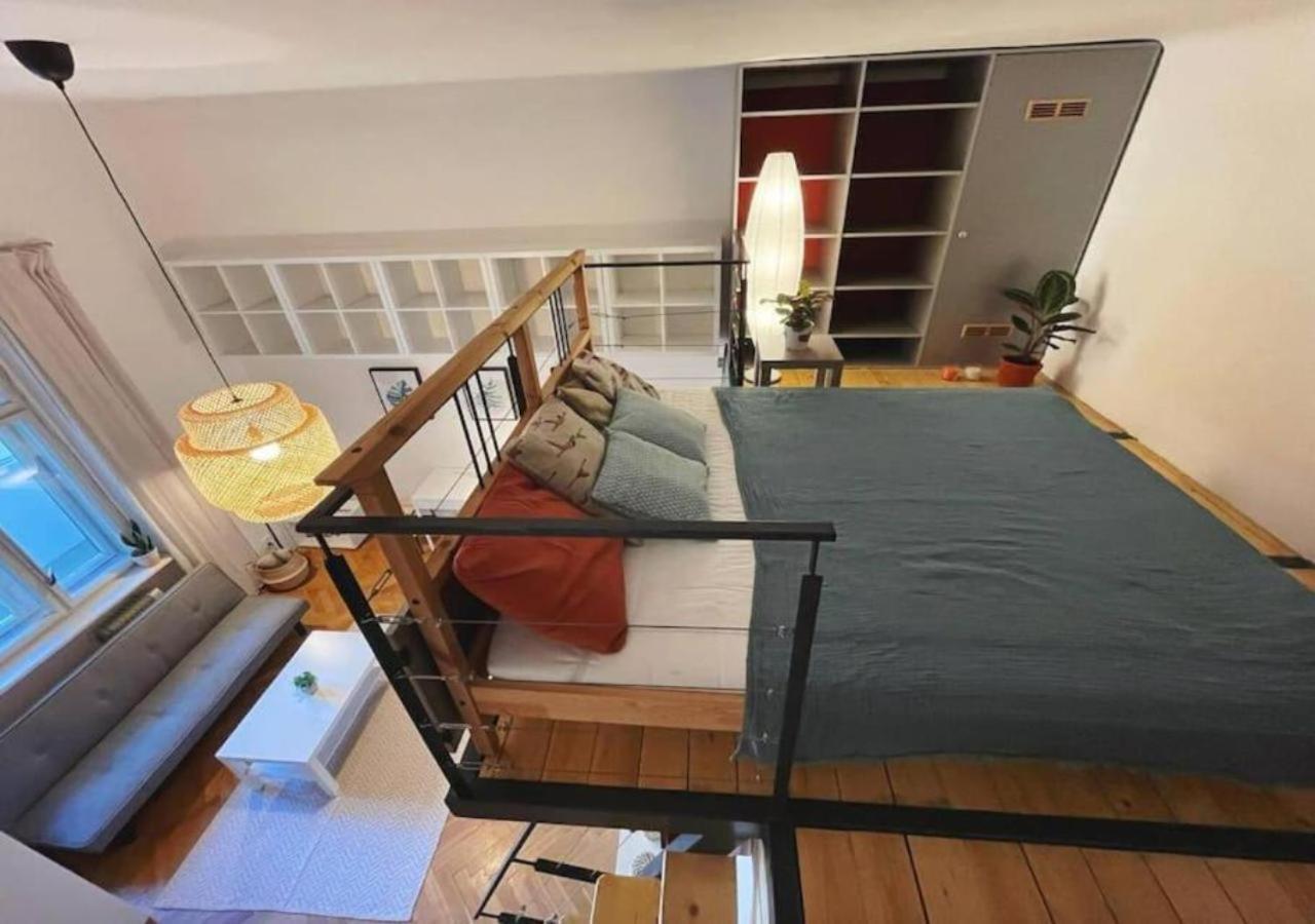 Netradicny Apartman V Centre Μπρατισλάβα Εξωτερικό φωτογραφία